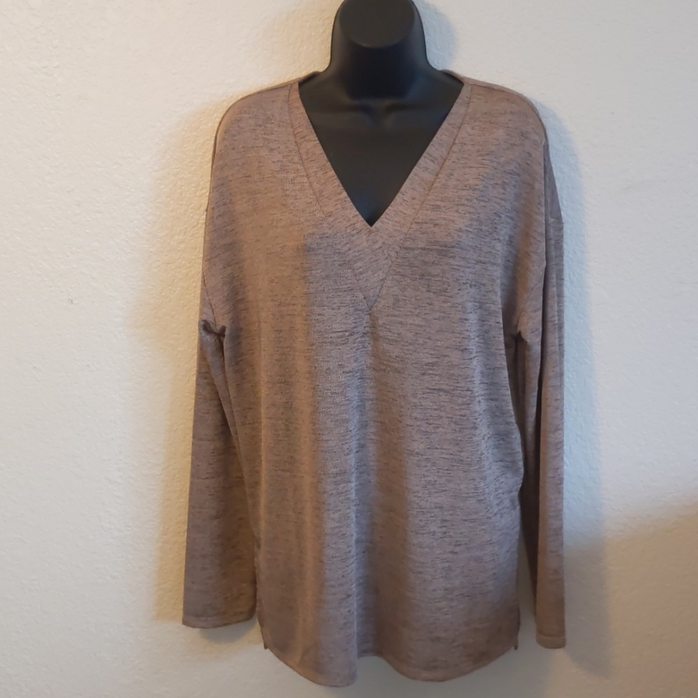 Beautiful oversized top NWOT
